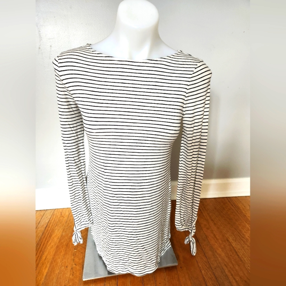 WHBM White and black striped tunic
